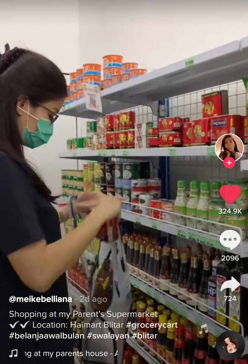 Bikin Iri! Netizen Ini Ambil Snack Gratis Sepuasnya di Supermarket Milik Ortunya