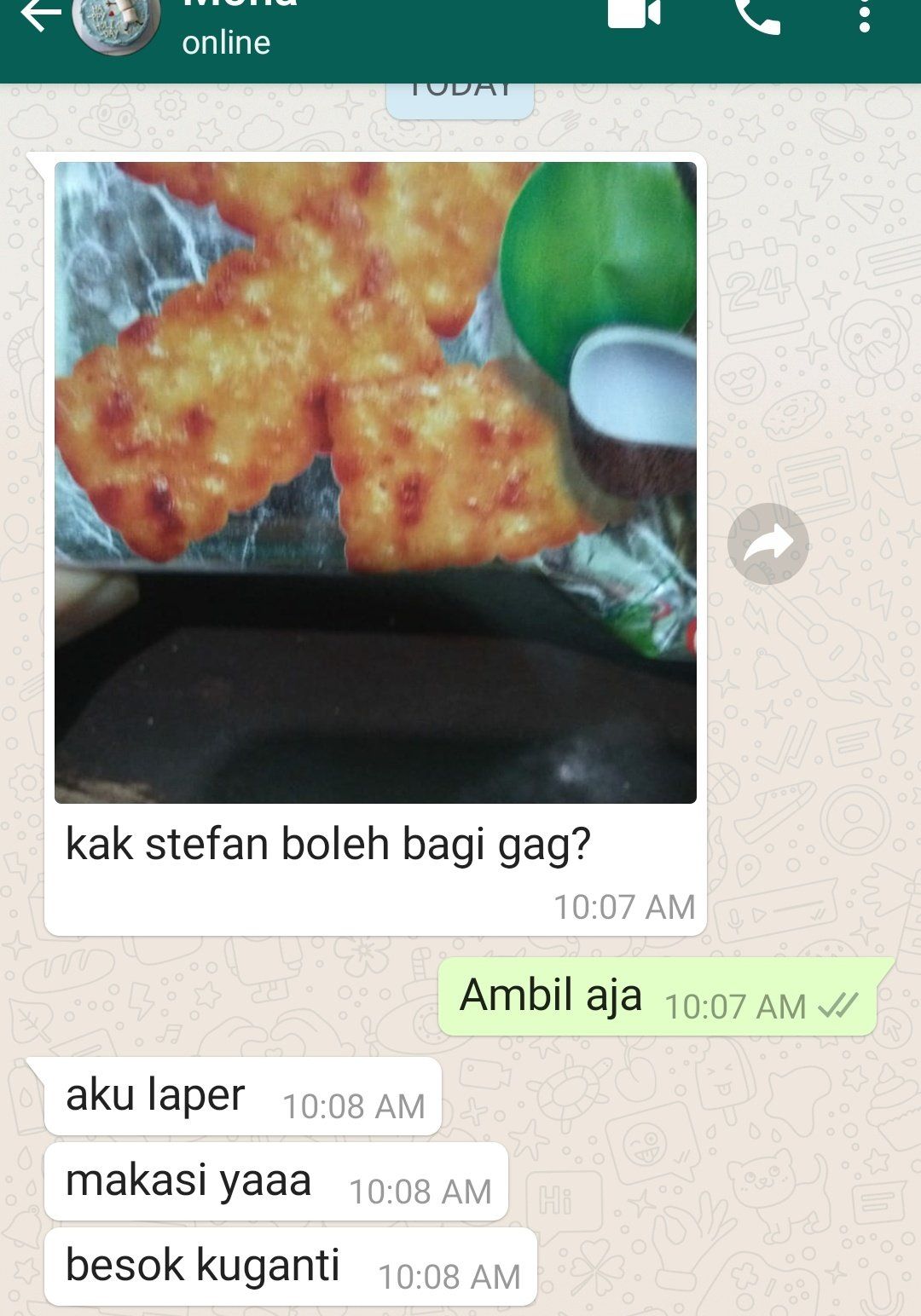 Ini Etika saat Meminta Makanan Rekan Kerja di Kantor