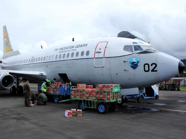 Foto: Bantuan Logistik untuk Korban Gempa Sulbar