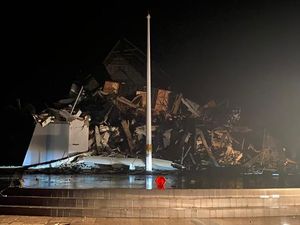 Kantor Gubernur Sulbar Ambruk, Ini Analisis BMKG soal Gempa di Majene