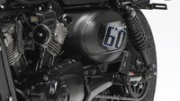 Sebagai motor penjelajah yang cocok di perkotaan. Motor dengan desain khas retro ini dibekali kapasitas tangki di atas 12 liter. Foto: Hyosung Aquila GV125S