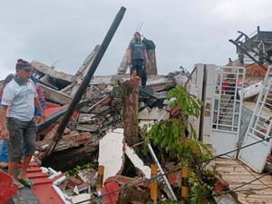 Update Gempa Sulbar: 42 Orang Meninggal, 189 Luka Berat