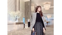 Kim Sang Eun atau dikenal sebgai Lee Ji Ah sukses menarik perhatian pencinta drama Korea (drakor) usai membintangi The Penthouse. Foto: Instagram e.jiah