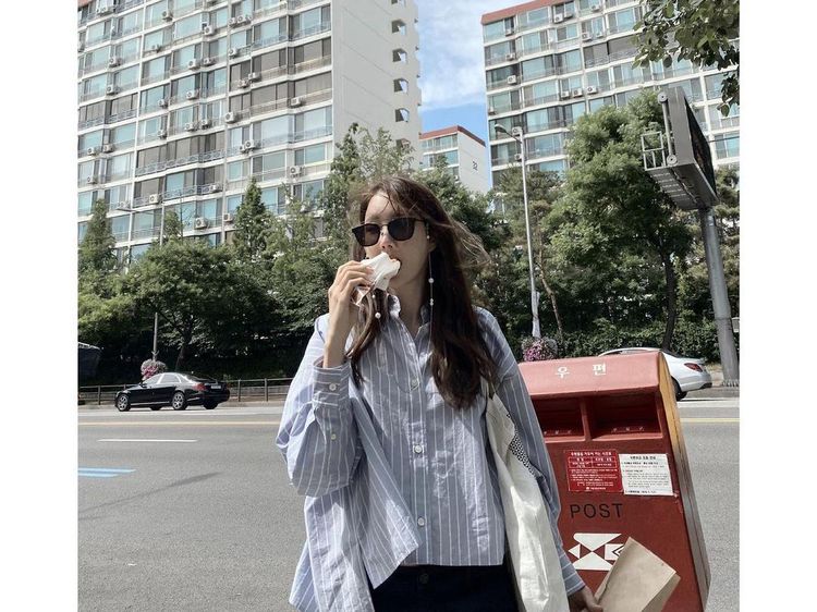 Lee Ji Ah, Bintang Drakor The Penthouse yang Gemar Foto Makanan