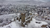 Benteng Koenigstein yang dibangun pada abad ke-12 terletak di atas bukit kota Koenigstein, Frankfurt, Jerman. AP Photo/Michael Probst  
