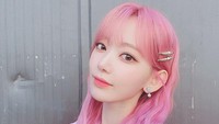 IZ*ONE adalah grup kerja sama antara CJ ENM dan manajemen AKB48 lewat ajang Produce 48. (Foto: dok. Instagram @39saku_chan/@official_izone) 