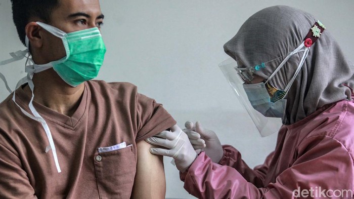 Sederet KIPI Vaksin Sinovac yang Mungkin Terjadi Usai Disuntik, Apa Saja?