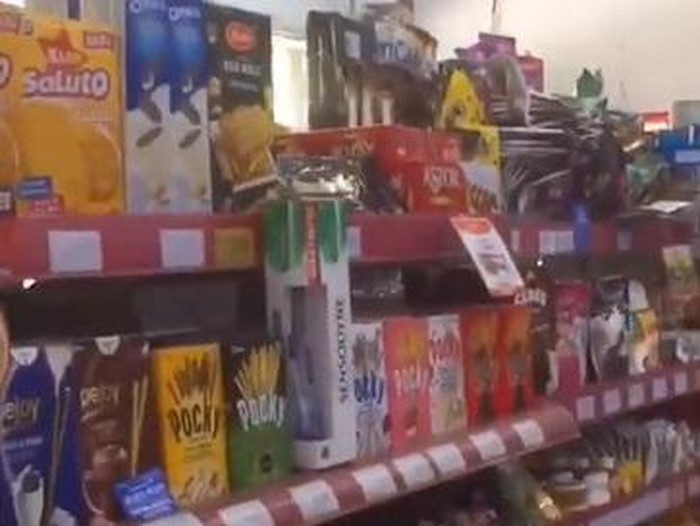 pegawai minimarket Pegawai Minimarket Curhat Banyak Pelanggan yang Taruh Produk Sembarangan