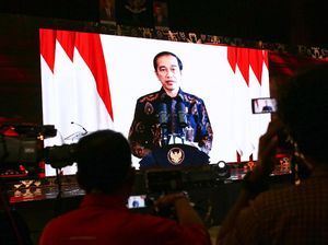 Jokowi Prediksi Pandemi Covid-19 Sampai 2022: Perkuat Daya Tahan Ekonomi