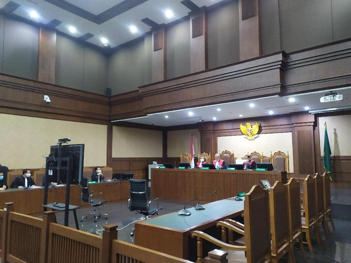 Sidang Dakwaan Kasus Suap Nurhadi