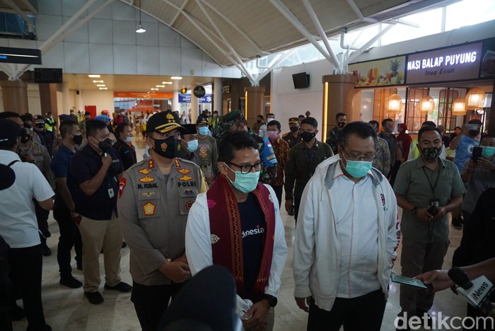 Tiba di Lombok, Menparekraf Sandi Langsung Cek Kesiapan MotoGP