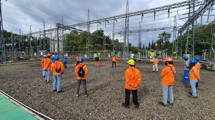 528 Gardu Listrik Terdampak Gempa Sulbar Kembali Normal