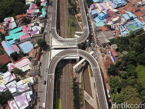 Polemik Atap Rumah Warna-warni Bikin Pemprov DKI Dibanjiri Kritik