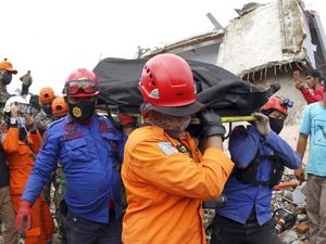 Update Korban Gempa Sulbar: 56 Orang Meninggal Dunia-637 Luka
