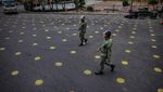 Jalanan di Manila Mendadak Polkadot