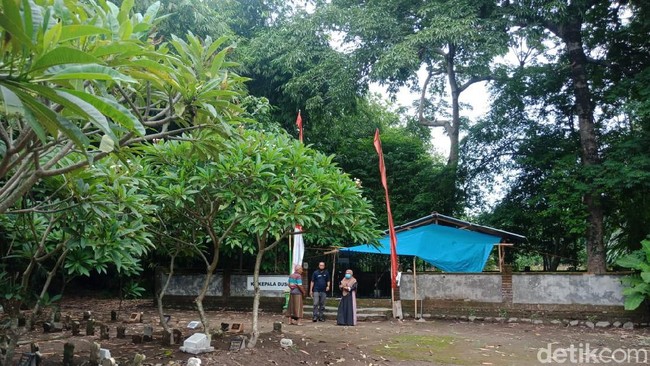 Melihat Keangkeran Makam Medeleg yang Kerap Jadi Tempat Ritual di Jombang