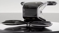 Mobil terbang GM ini bertipe eVTOL, atau electric vertical takeoff and landing. Itu artinya, mobil terbang ini bisa mengundara tanpa landasan pacu, alias bisa naik vertikal selayaknya helikopter. (General Motors)