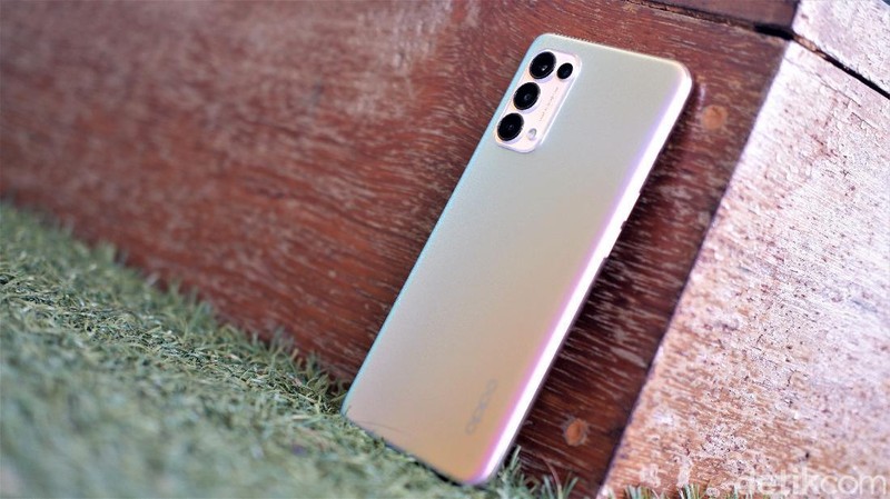 Oppo Reno5