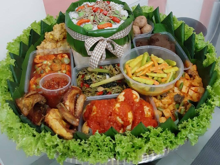 paket makanan online Paket Makanan Online Buat Makan Bareng Keluarga