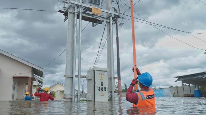 Penormalan Gardu Induk Terdampak Banjir di Kalsel Dikebut