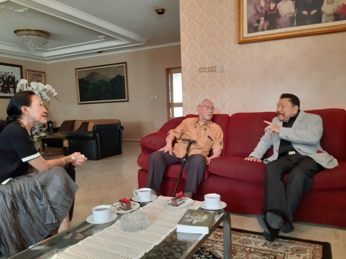 Sayidiman Suryohadiprodjo saat bersama Hendropriyono. (Dok Hendropriyono)