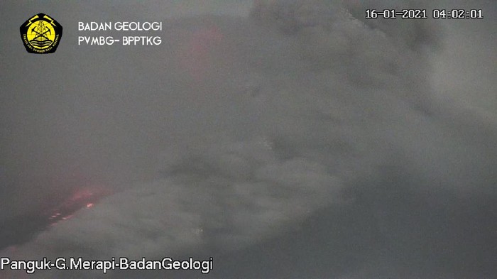Terjadi awan panas guguran di Gunung Merapi, Sabtu (16/1/2021) pukul 04.00 WIB.