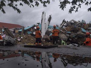 BNPB: Pelabuhan hingga Rumah Sakit Rusak Berat Akibat Gempa di Sulbar