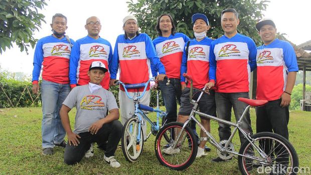 ARZ Klub Sepeda di Bandung
