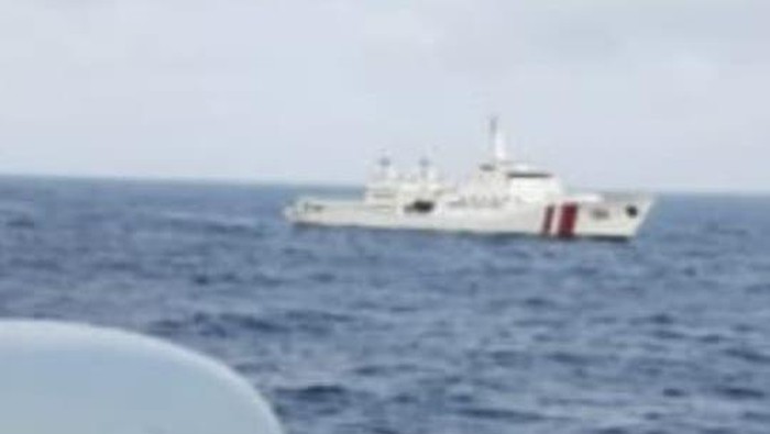 Bakamlah Halau Kapal Vietnam di perairan Natuna, Kepri.