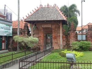 Banyak Pejabat Enggan Datangi Kompleks Menara Kudus: Takut Lengser!