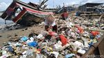 Jorok! Sampah Menumpuk di Sepanjang Pantai Labuan Banten