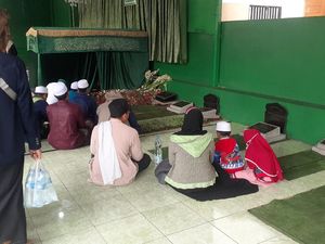 Makam Habib Ali Didatangi Peziarah, Ini Langkah Pengelola Cegah Kerumunan