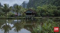 Sandi mengatakan, ada 3 hal yang akan masuk penilaian UNESCO yaitu soal lingkungan, budaya, dan sosial. CNN Indonesia/Bisma Septalismaaa
