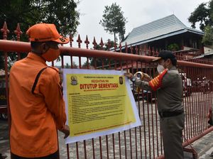 Langgar PPKM, Rumah Makan Disegel Satgas COVID-19 Cirebon