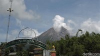 Sedangkan lontaran material vulkanik bila terjadi letusan eksplosif dapat menjangkau radius 3 kilometer dari puncak. Oleh karena itu, BPPTKG memberikan rekomendasi agar penambangan di alur sungai-sungai yang berhulu di Merapi dalam kawasan rawan bencana (KRB) III untuk dihentikan.