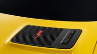 Produsen mobil asal Prancis itu tidak menyebutkan detail apa pun tentang powertrain listrik yang bakal digunakan, termasuk soal besaran tenaga maksimal maupun kemampuan jelajah. Tapi yang pasti, Renault 5 baru dirancang sebagai kendaraan listrik murni, yang artinya tidak akan ada varian dengan sebuah powertrain ICE (Internal Combustion Engine). Foto: Renault