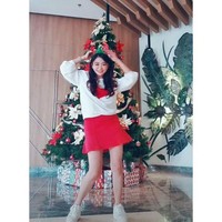 Walaupun masih terlihat sangat awet muda bak ABG, ternyata Puspa Dewi sudah berusia 53 tahun. Jika dilihat dari penampilannya, mungkin banyak orang yang tidak akan menyangka. Foto: Instagram/@puspadewihc