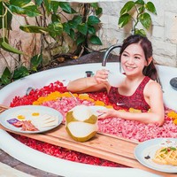 Puspa Dewi terlihat selalu rajin berolahraga dan rajin mengonsumsi makanan-makanan sehat. Bagaimana menurutmu penampilannya yang satu ini? Foto: Instagram/@puspadewihc