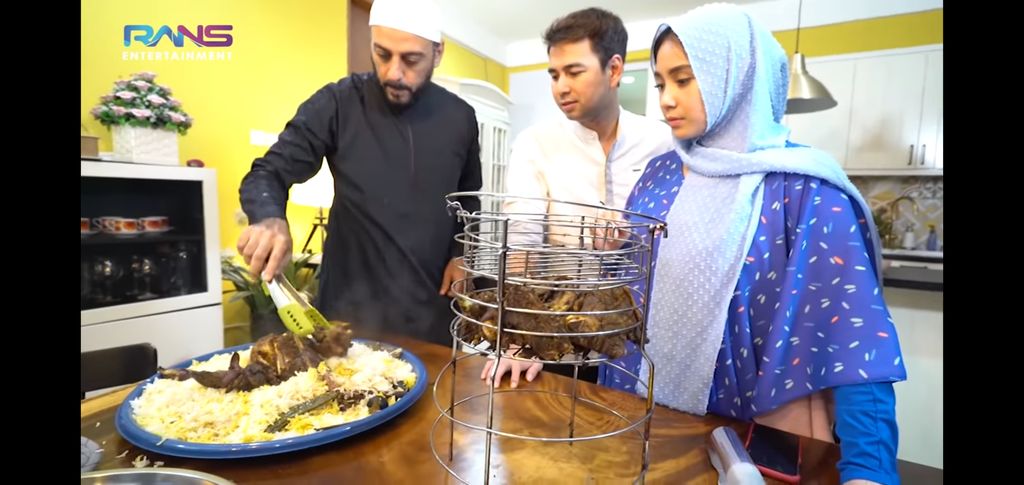 Rahasia Masak Nasi Mandhi Lezat dari Syekh Ali Jaber