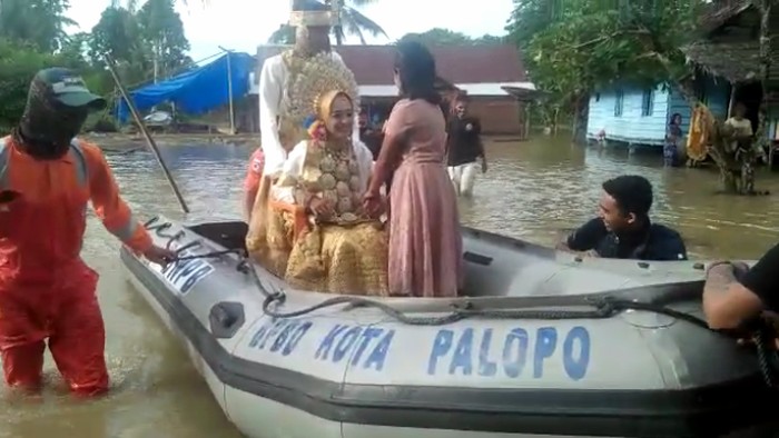 Sungai di Sulsel Meluap, BPBD Palopo Evakuasi Sepasang Pengantin