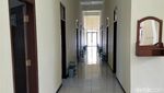 Tempat Isolasi Pasien COVID-19 di Surabaya Ini Serasa Hotel Berbintang