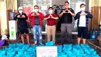 BTN turun langsung memberikan bantuan kepada para korban banjir tersebut dan menyerahkannya ke posko-posko banjir yang tersebar diantaranya di Kota Banjarmasin dan Kabupaten Banjar (Martapura) pada Minggu (17/1). Istimewa/Dok. BTN.