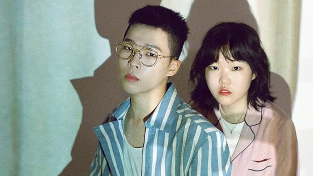 AKMU