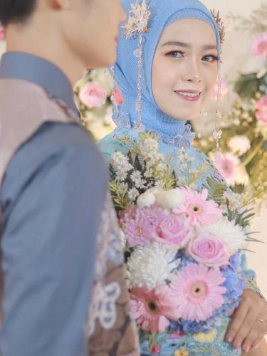 Canesia Aisah Jeannonaveva, bangun kesiangan berakhir ditinggal perias.