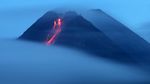 Merapi Muntahkan Guguran Lava Pijar