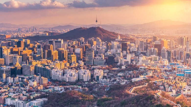 Sunset at Seoul City Skyline,South Korea