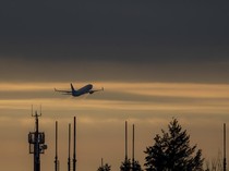Pesawat Jatuh Usai Lepas Landas di Texas, Pilot Tewas