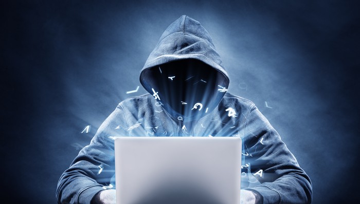 Ilustrasi penipuan online Ilustrasi penipuan online