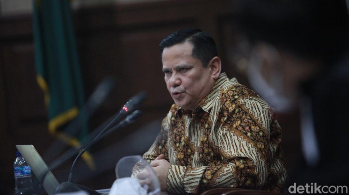 Irjen Napoleon Jalani Sidang Lanjutan Kasus Red Notice Djoko Tjandra Ketua majelis hakim, M Damis memimpin sidang lanjutan perkara korupsi penghapusan red notice Interpol dengan terdakwa Irjen Napoleon Bonaparte di Pengadilan Tipikor pada PN Jakarta Pusat, Jalan Bungur Besar Raya, Jakpus, Senin (18/1/2020).