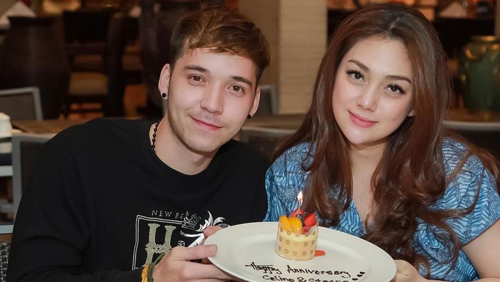 Kompaknya Celine Evangelista dan Stefan William Saat Rayakan Ultah Anak